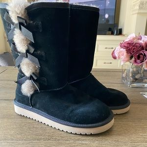 Woman’s UGG W Victoria Tall boots